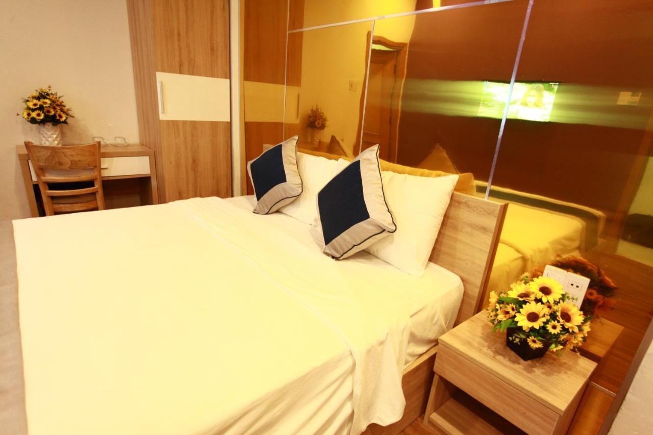 Mata Love Hotel Da Nang Exteriör bild
