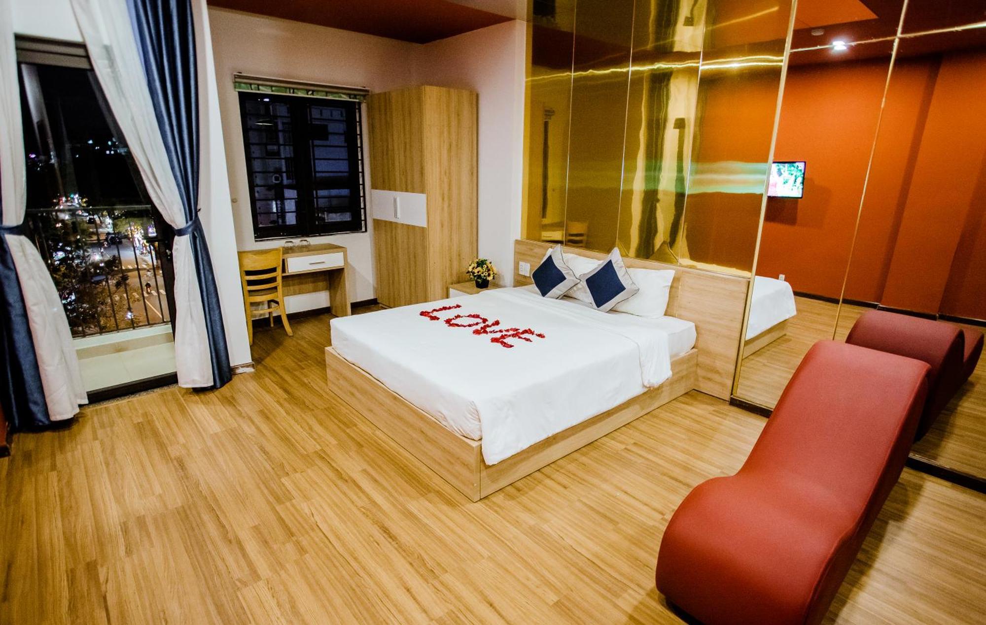 Mata Love Hotel Da Nang Exteriör bild
