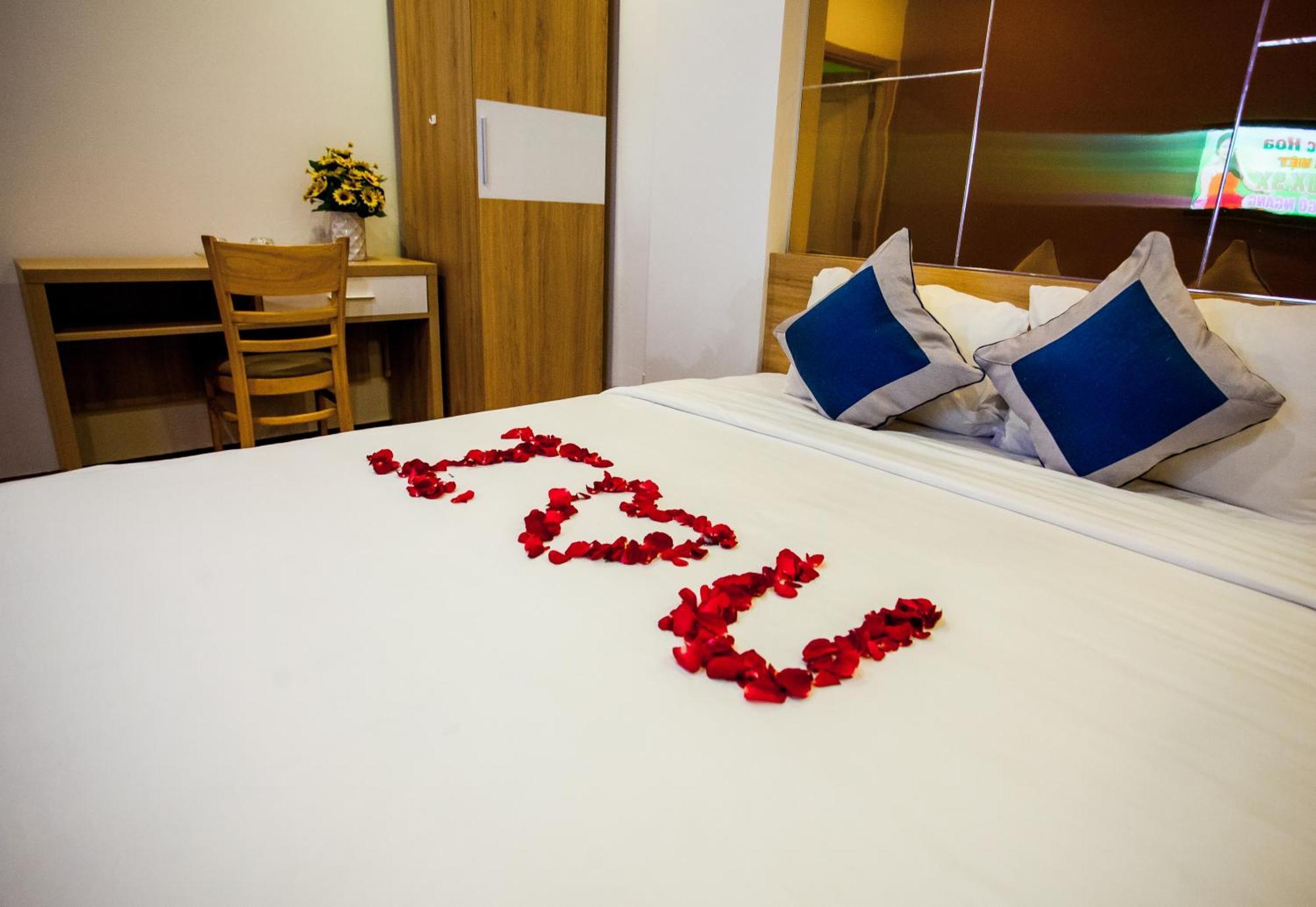 Mata Love Hotel Da Nang Exteriör bild